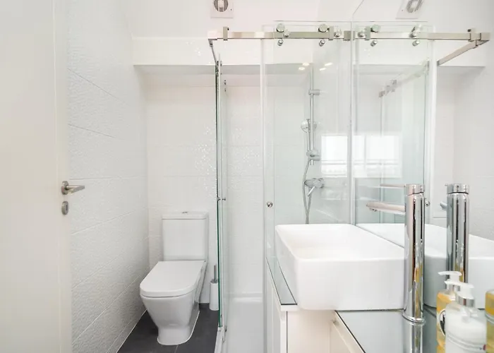 Whome | Premium River View Apartment *